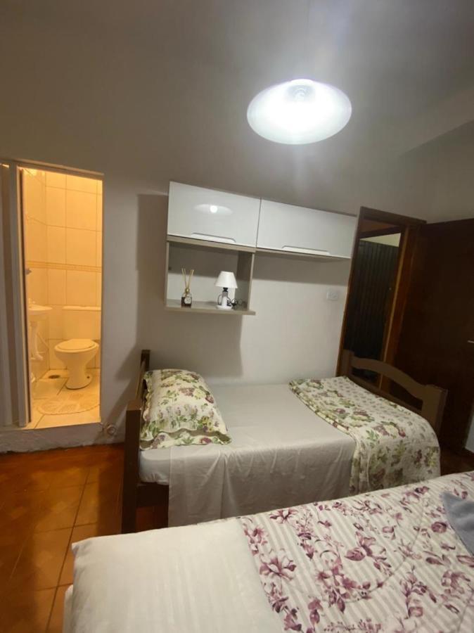 Hostel Gru Economico Com Quartos Individuais E Translado Guarulhos Buitenkant foto